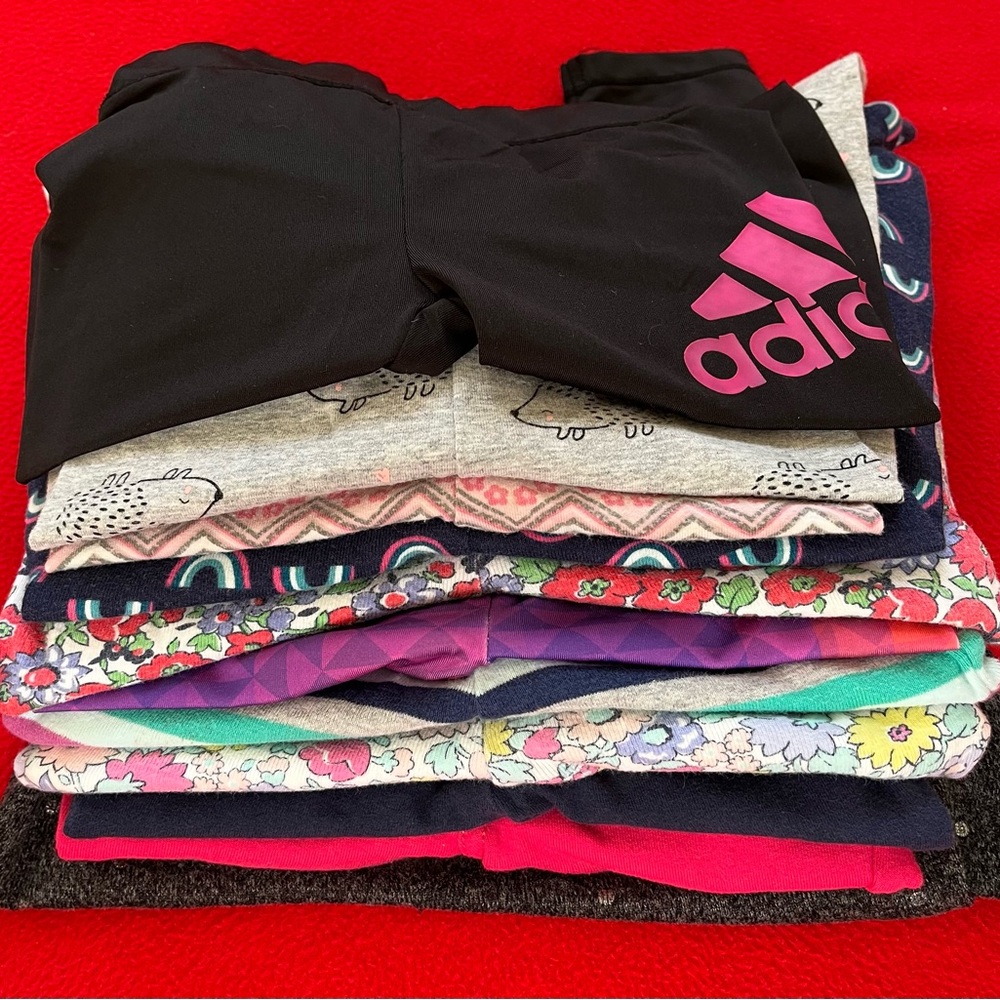 Bundle of 11 - Girls Leggings
Size 12 month